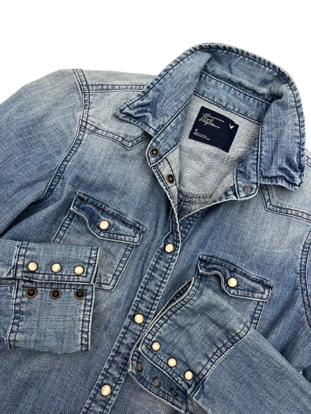 American Eagle Pearl Snap Stretch Distressed Denim Long Sleeve Shirt Womens S - Picture 2 of 5